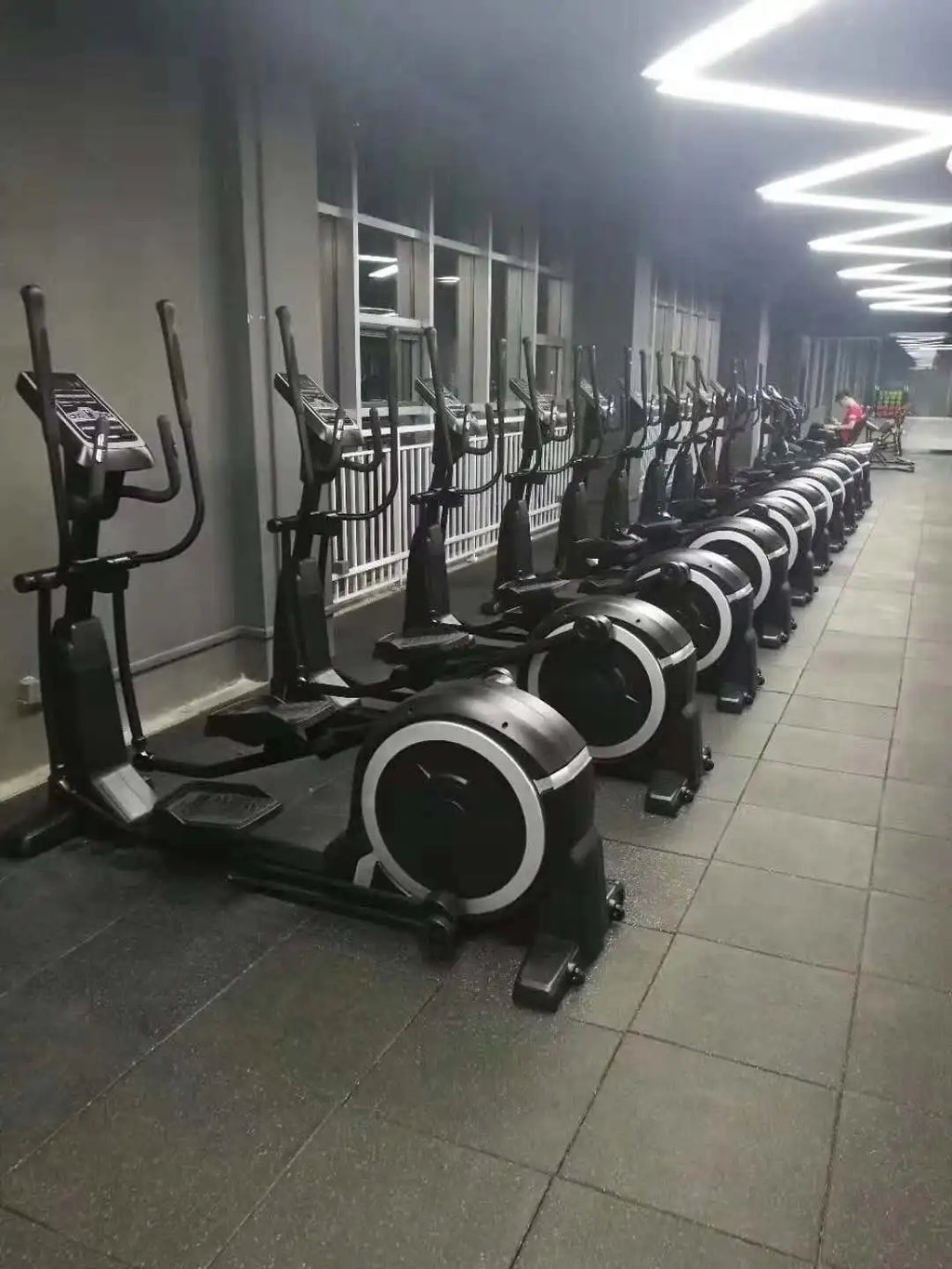Máquina Elíptica Comercial para Ginásio | Trendpoint
